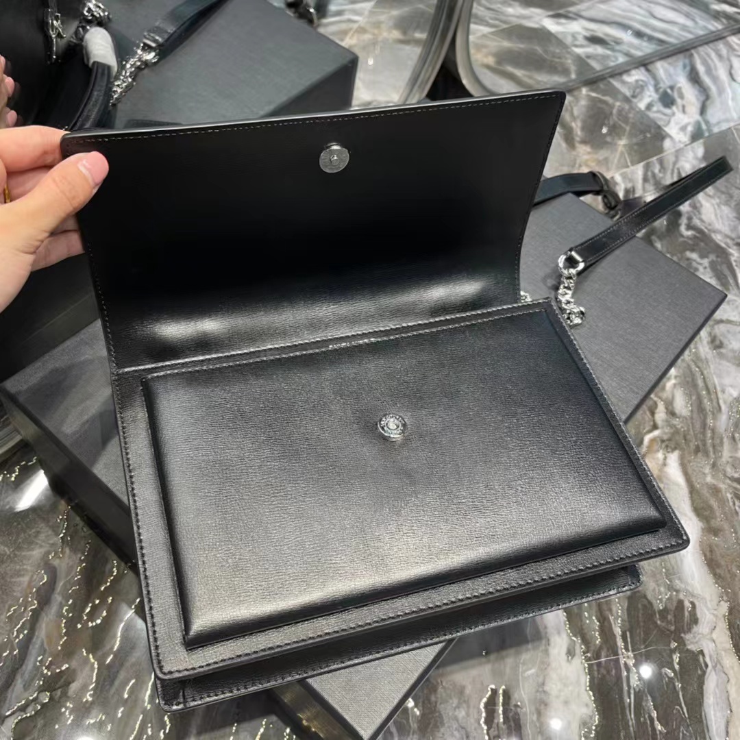 YSL SUNSET MEDIUM TOP HANDLE IN SMOOTH LEATHER