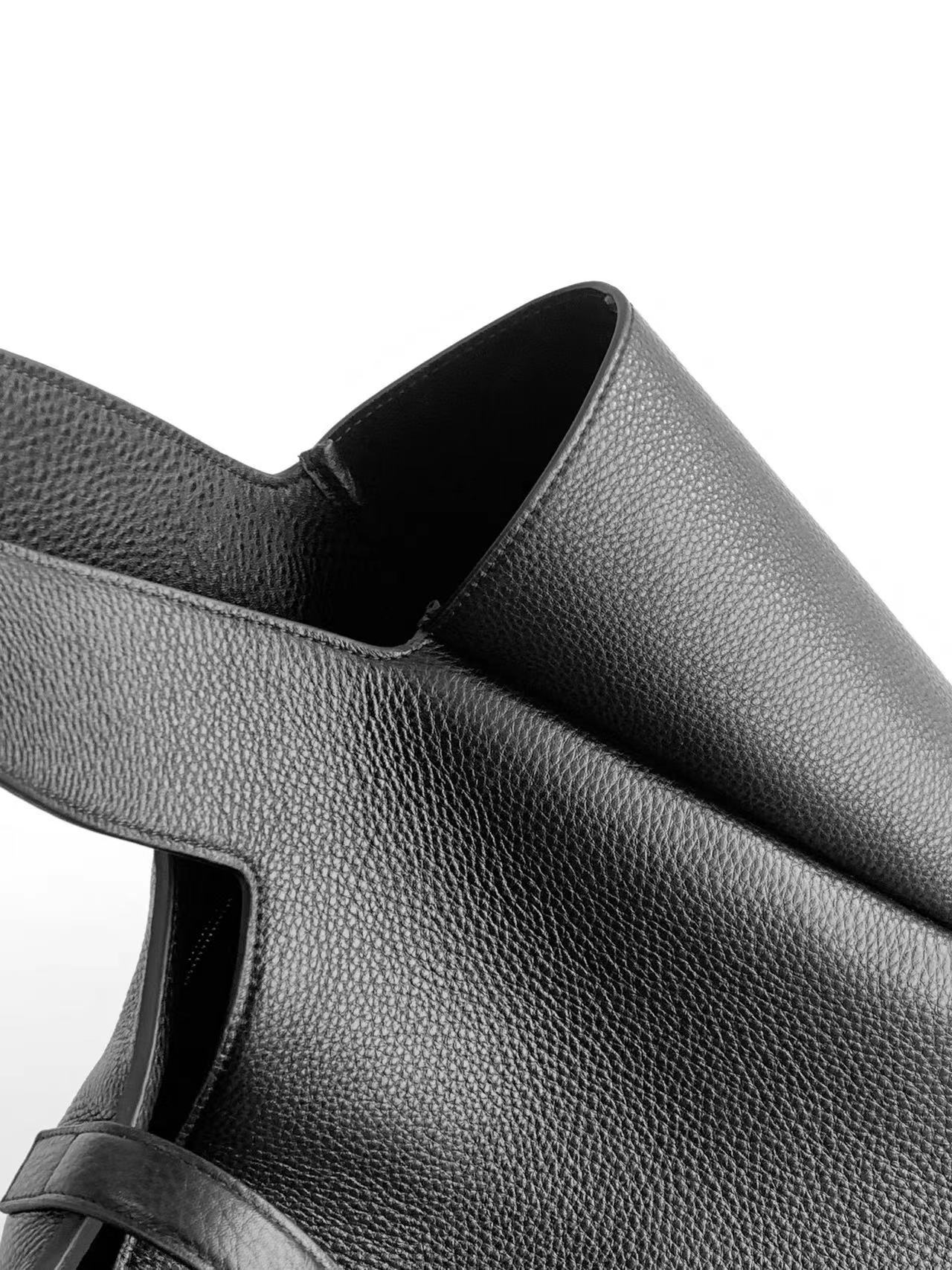 YSL LE 5 A 7 BEA IN GRAINED LEATHER