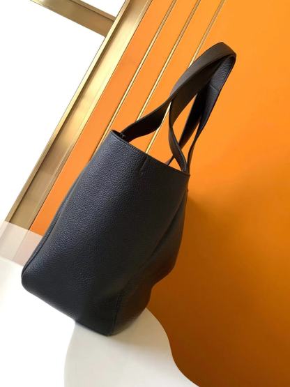 YSL LE 5 A 7 BEA IN GRAINED LEATHER