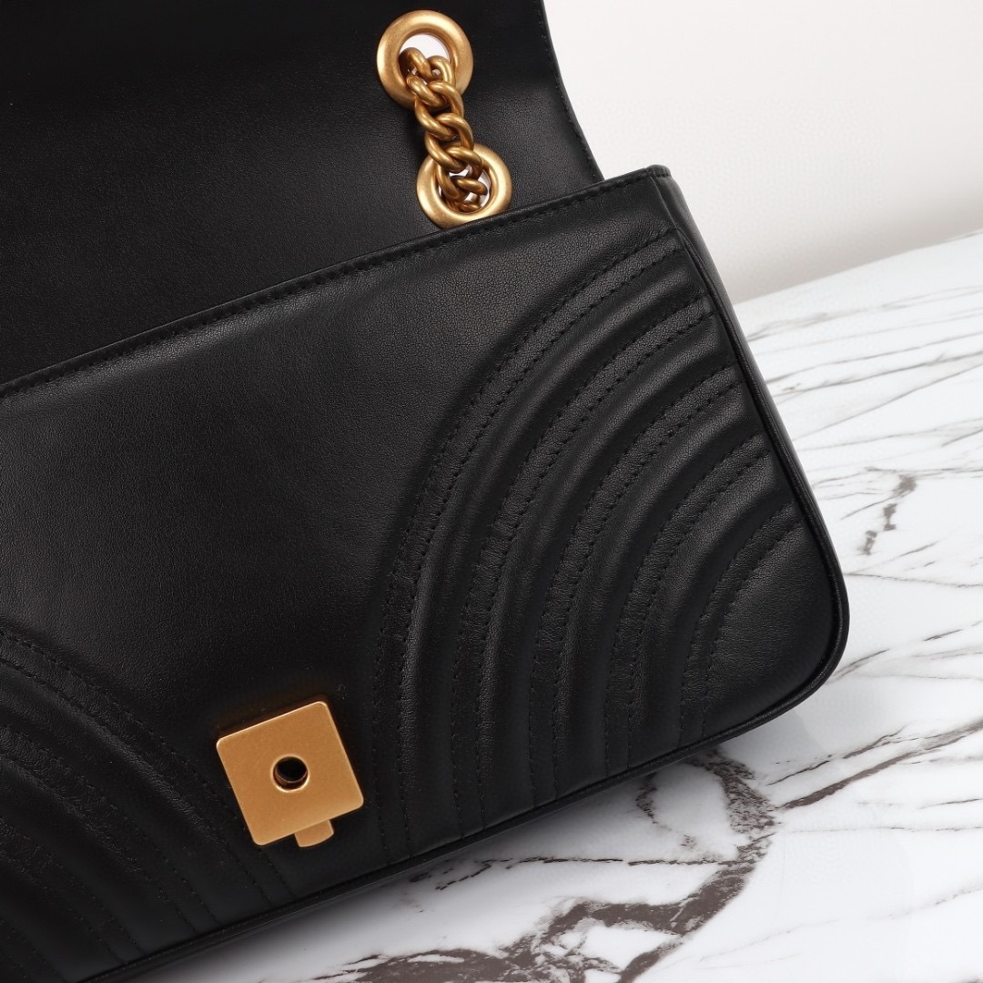 GG Marmont series medium shoulder bag