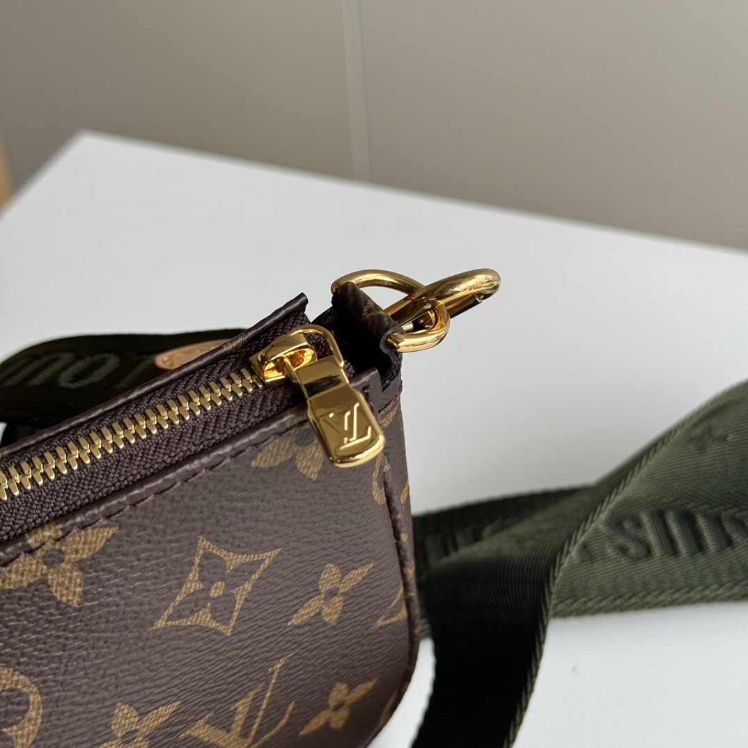 LV Multi Pochette Accessoires