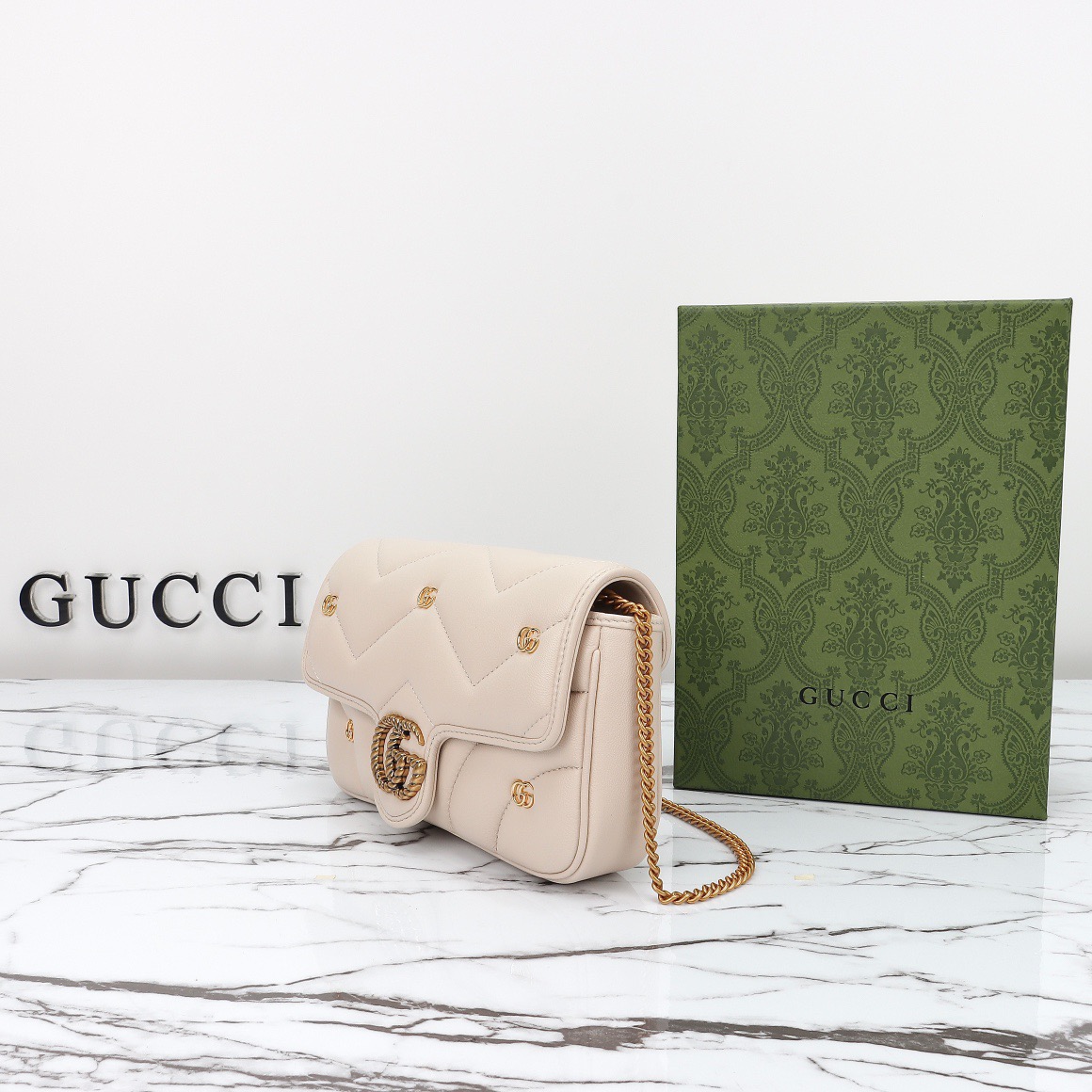 GG Marmont Small Shoulder Bag (with Card Holder)