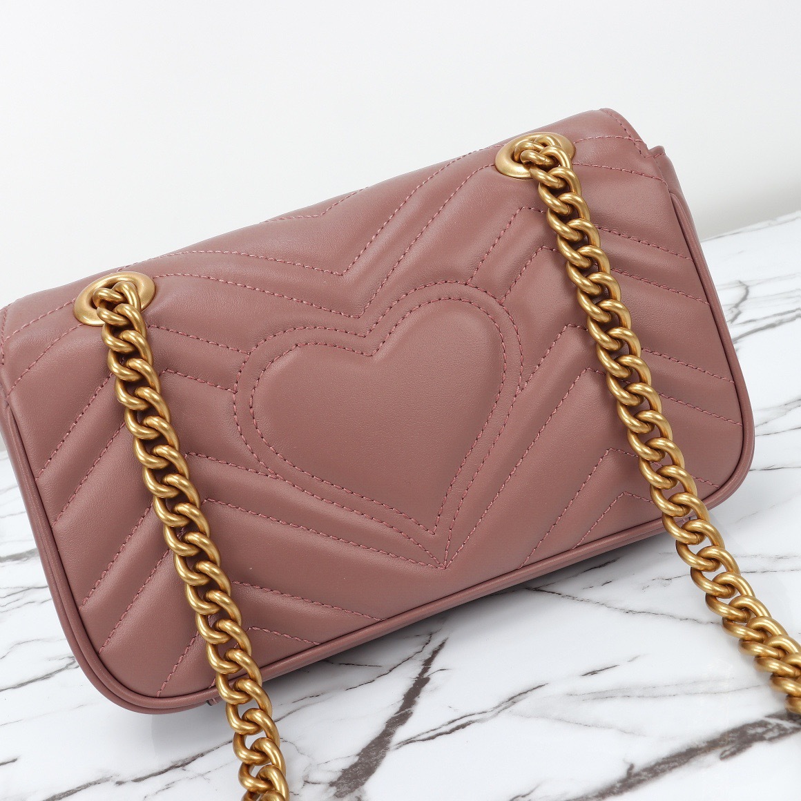 GG Marmont Small Shoulder Bag