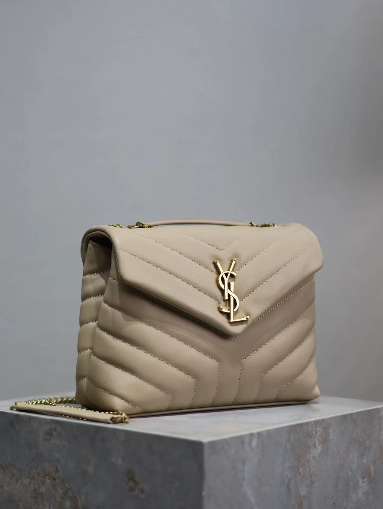 YSL LOULOU SMALL CHAIN BAG IN QUILTED "Y" LEATHER