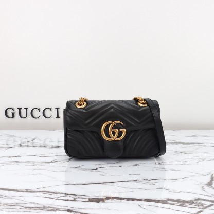 GG Marmont Small Shoulder Bag