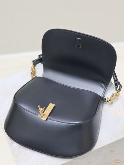 VOLTAIRE TOP HANDLE IN BOX SAINT LAURENT