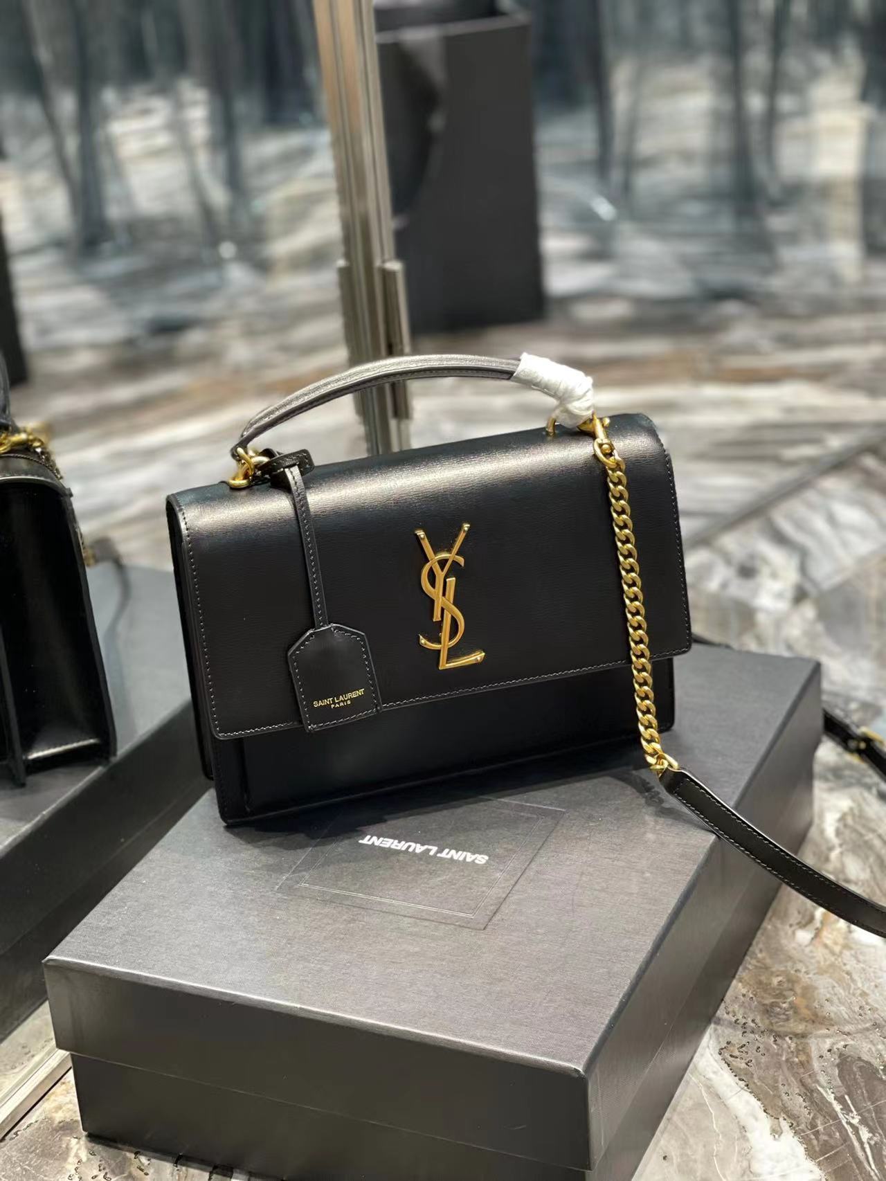 YSL SUNSET MEDIUM TOP HANDLE IN SMOOTH LEATHER