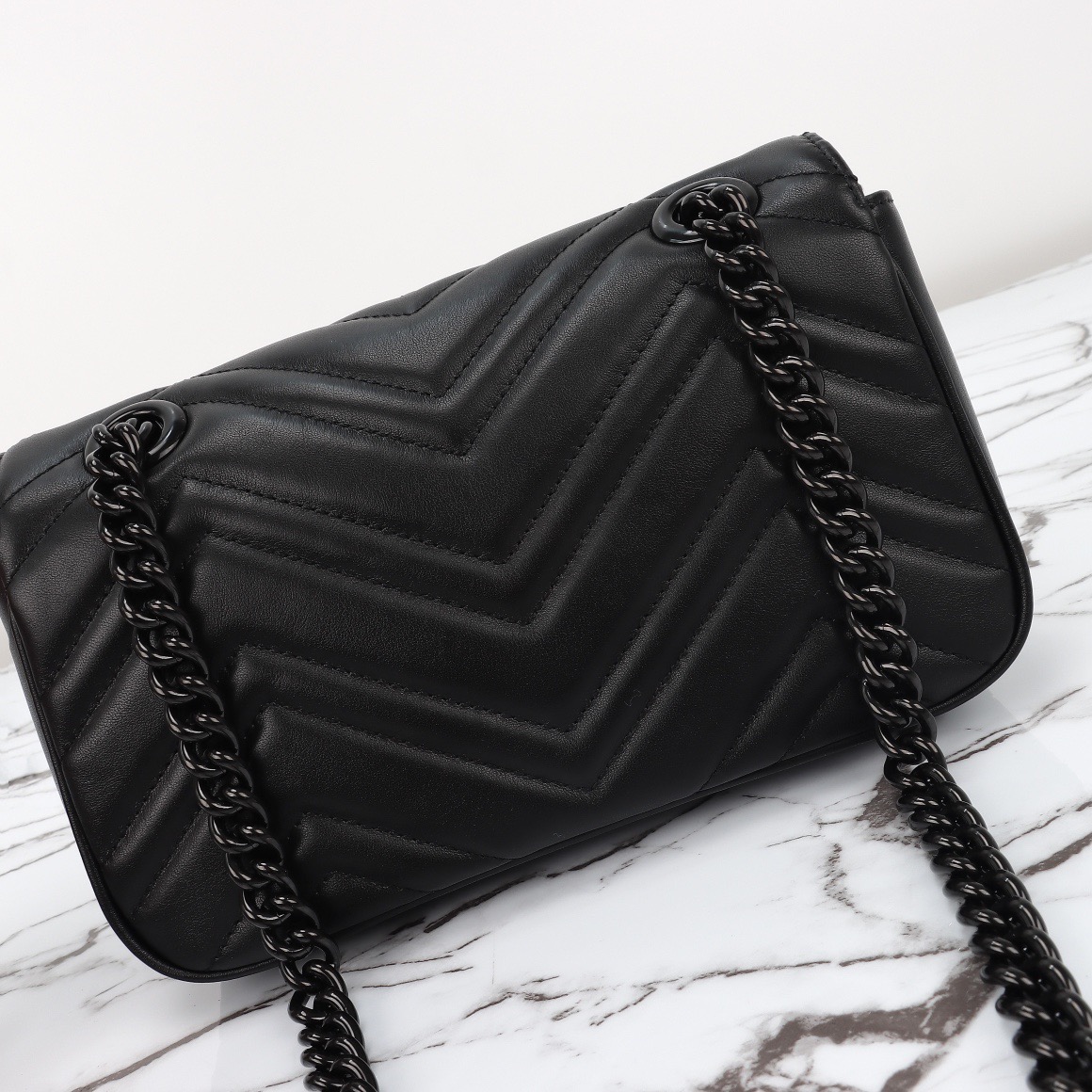 GG Marmont Small Shoulder Bag