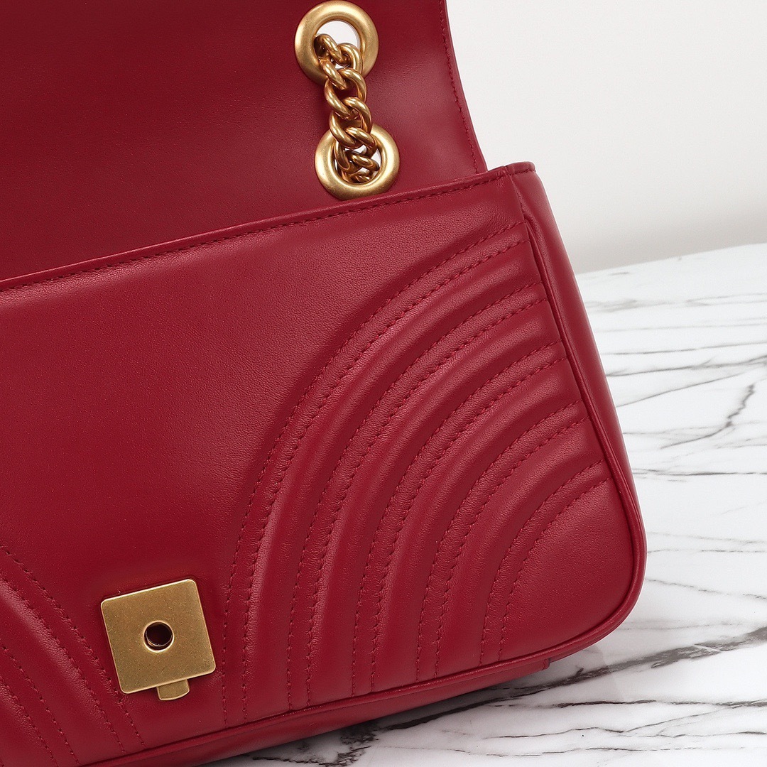 GG Marmont series medium shoulder bag