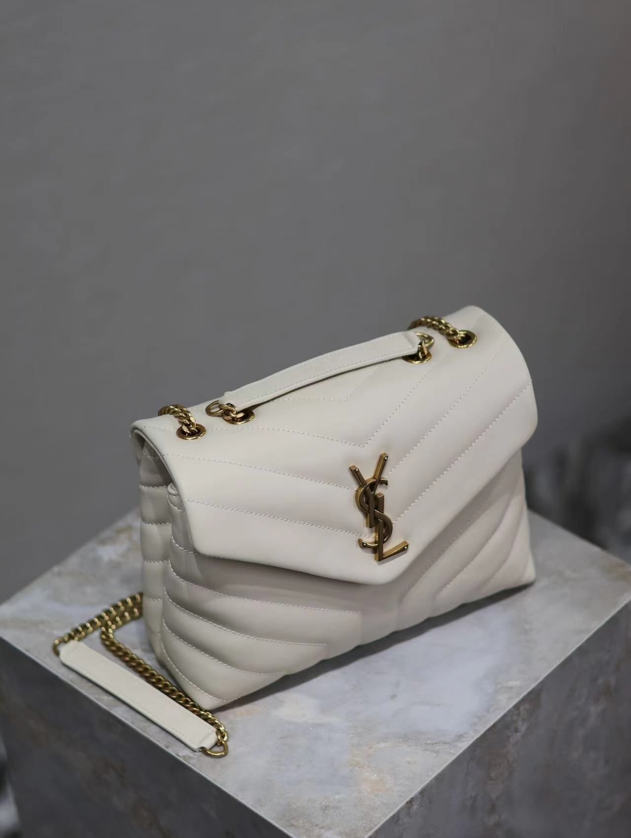 YSL LOULOU SMALL CHAIN BAG IN QUILTED "Y" LEATHER