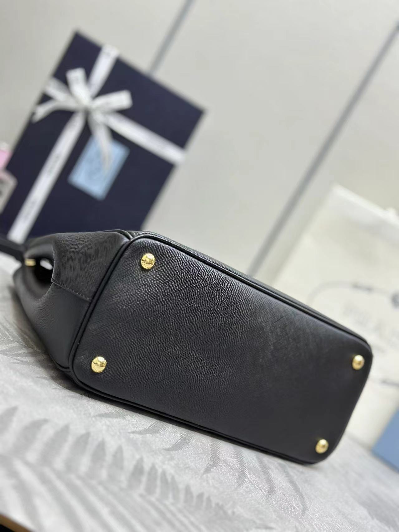 Large Prada Galleria Saffiano leather bag