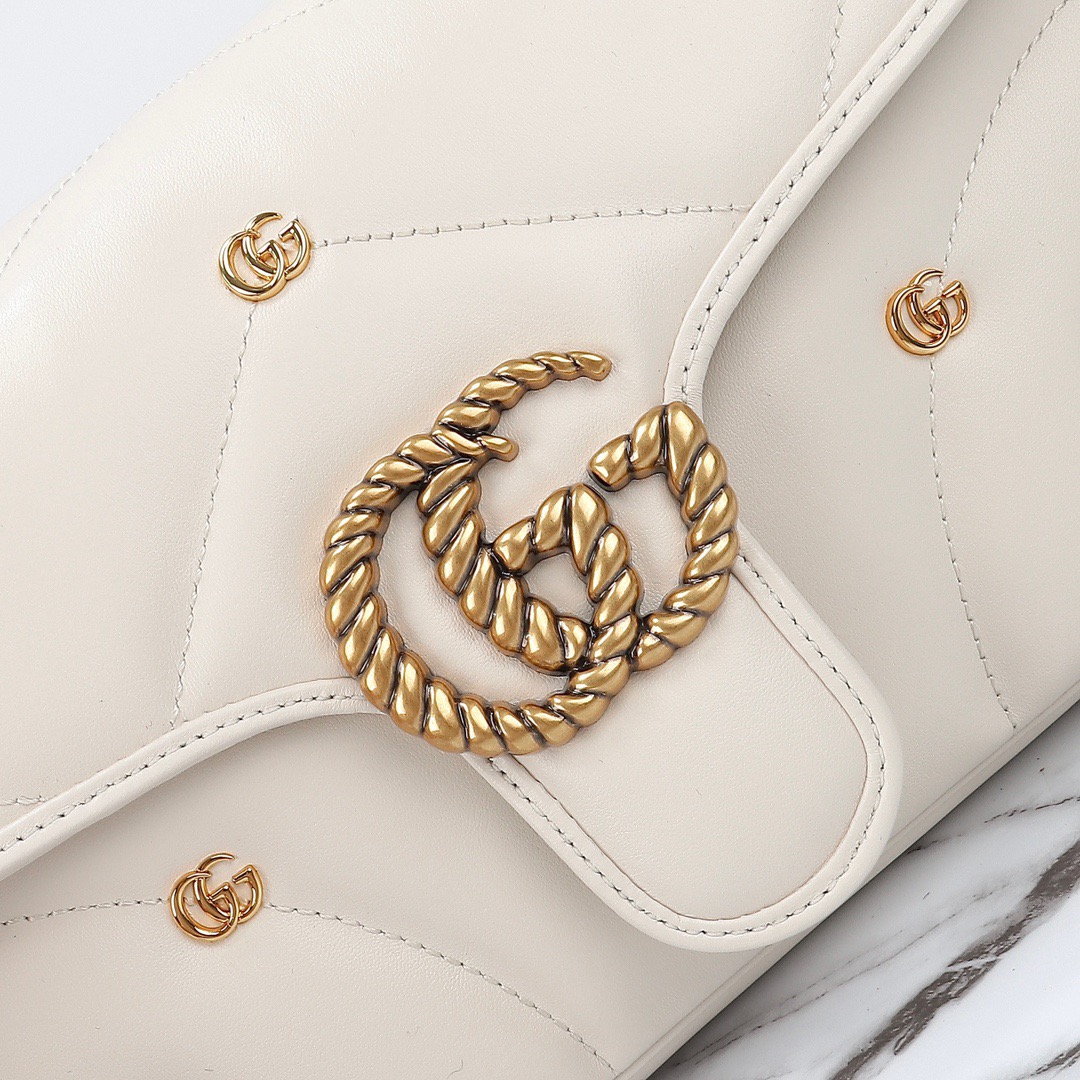 GG Marmont series medium shoulder bag