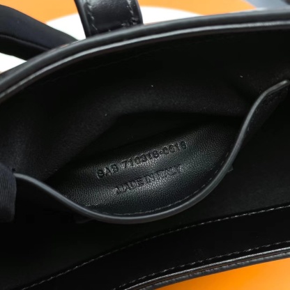 YSL MINI LE 5 A 7 IN SMOOTH LEATHER