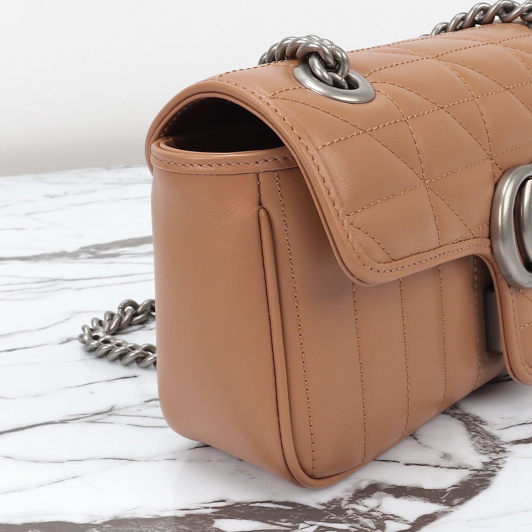 GG Marmont series medium shoulder bag