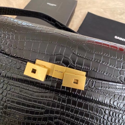 YSL MANHATTAN IN CROCODILE-EMBOSSED SHINY LEATHER