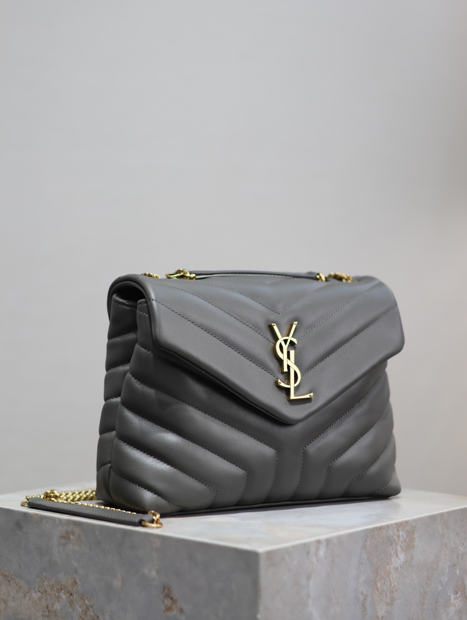YSL LOULOU SMALL CHAIN BAG IN QUILTED "Y" LEATHER