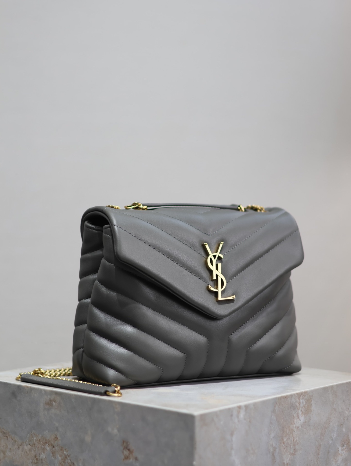 YSL LOULOU SMALL CHAIN BAG IN QUILTED "Y" LEATHER