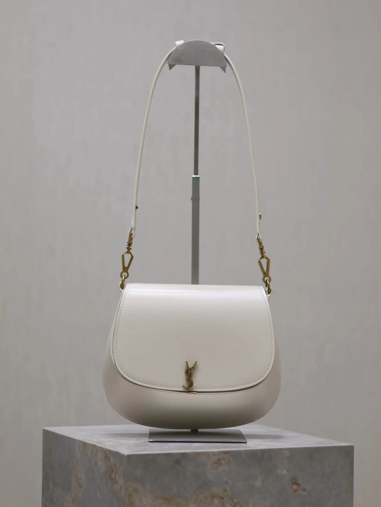 VOLTAIRE TOP HANDLE IN BOX SAINT LAURENT