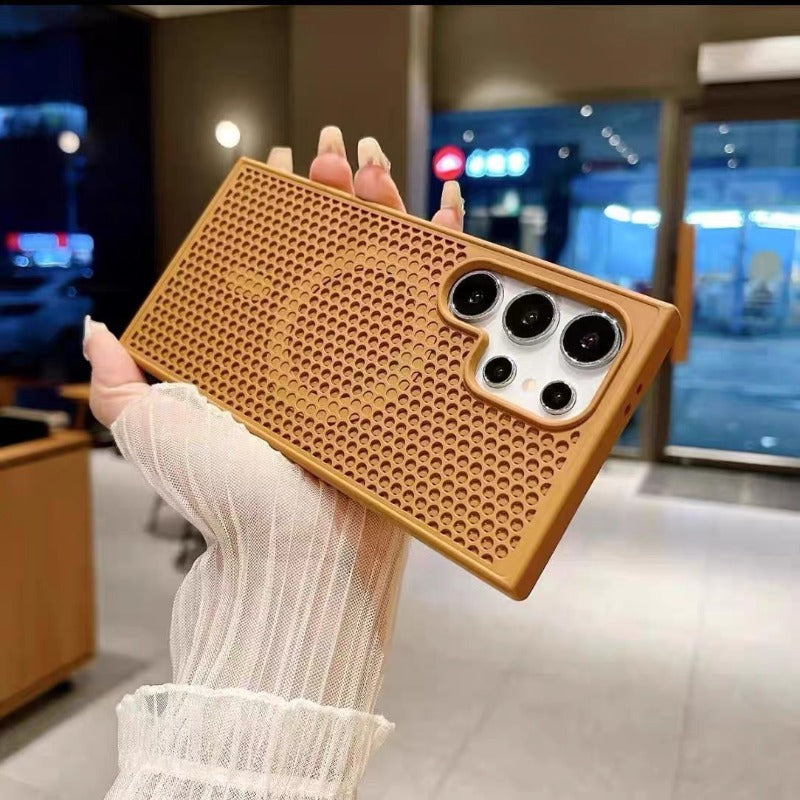Breathable, shockproof, heat-dissipating magnetic phone case for Samsung