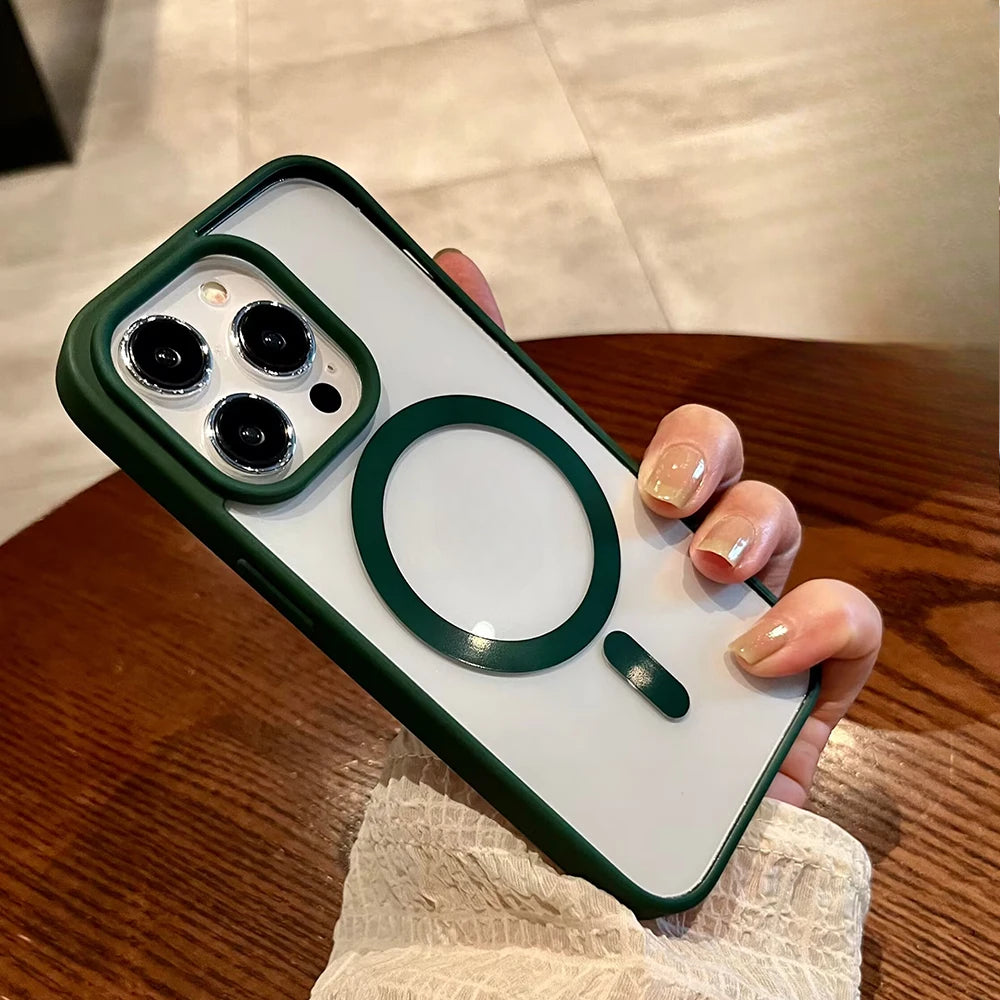 Luxury transparent phone case suitable for iPhone