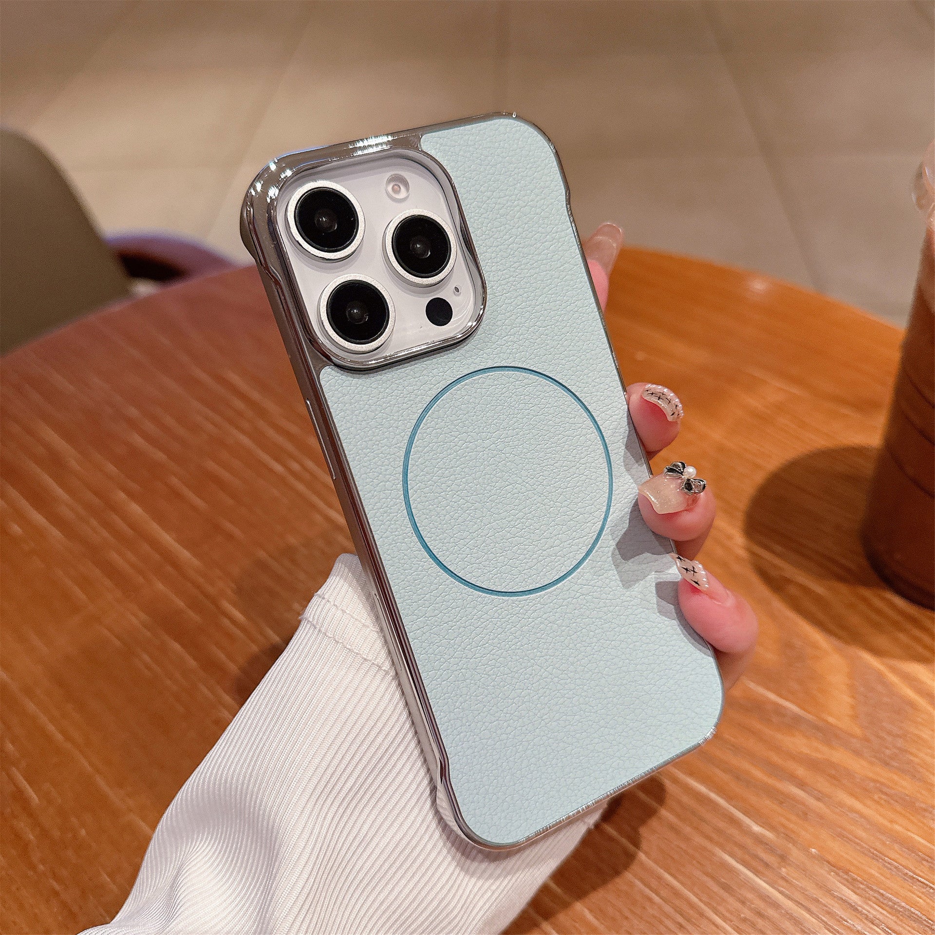 Simple borderless electroplated phone case for iPhone