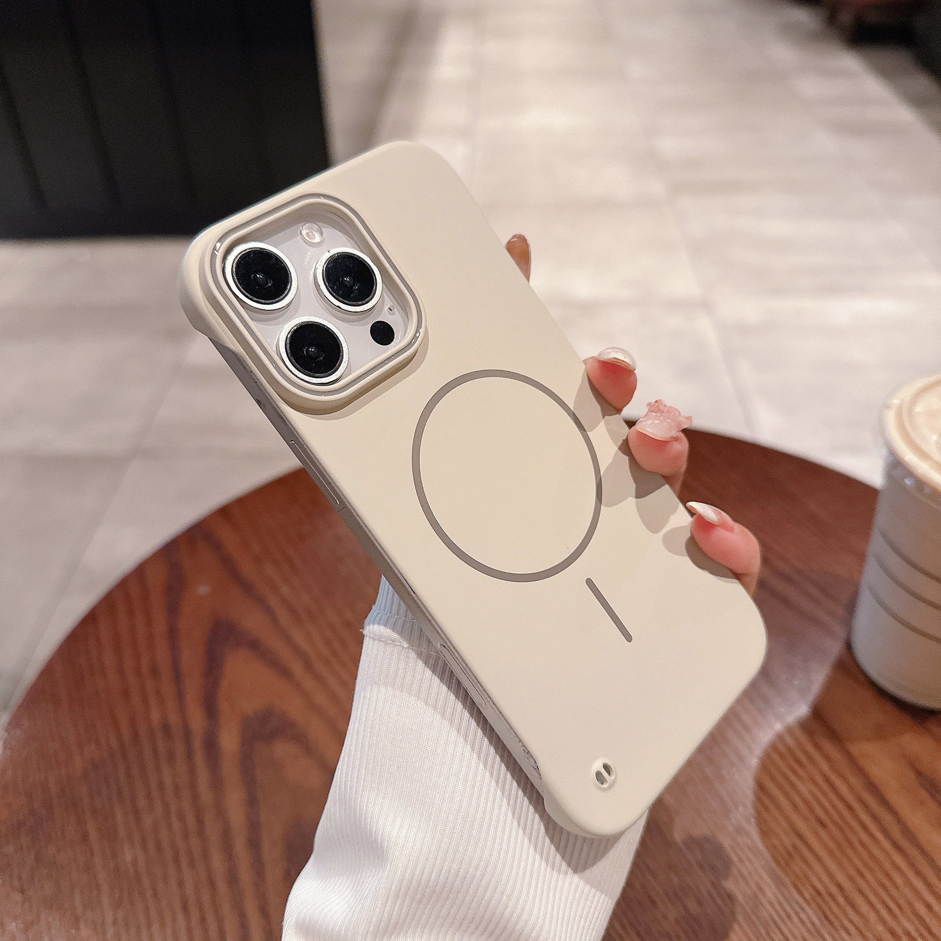 New borderless magnetic phone case for iPhone