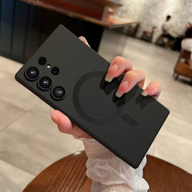 Magnetic dustproof phone case suitable for Samsung.