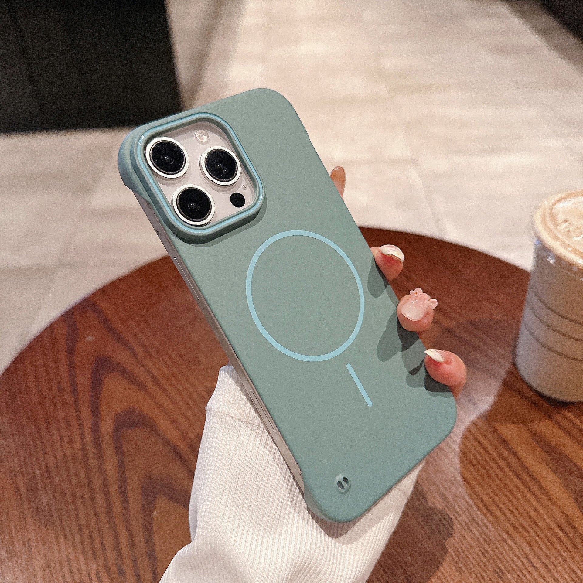 New borderless magnetic phone case for iPhone