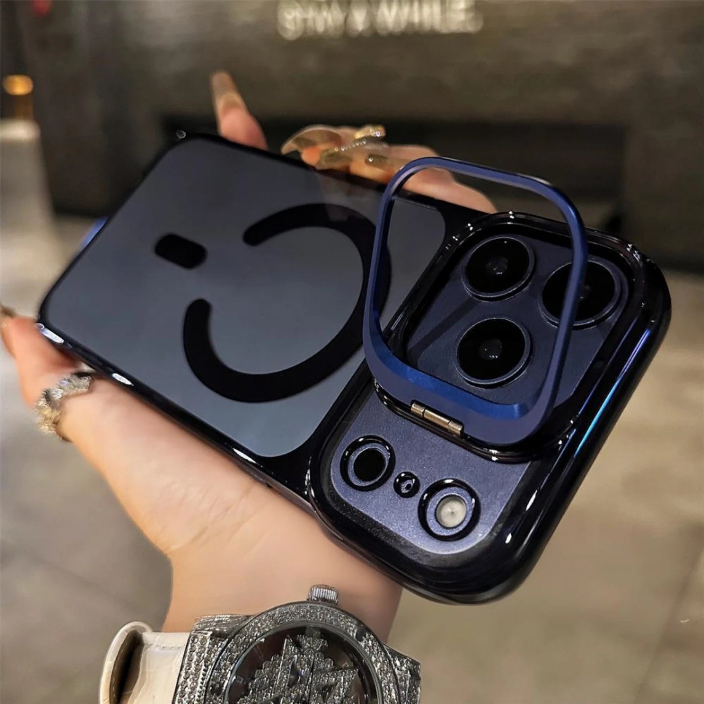 Magnetic Borderless Case with Built-in Lens Holder For iPhone