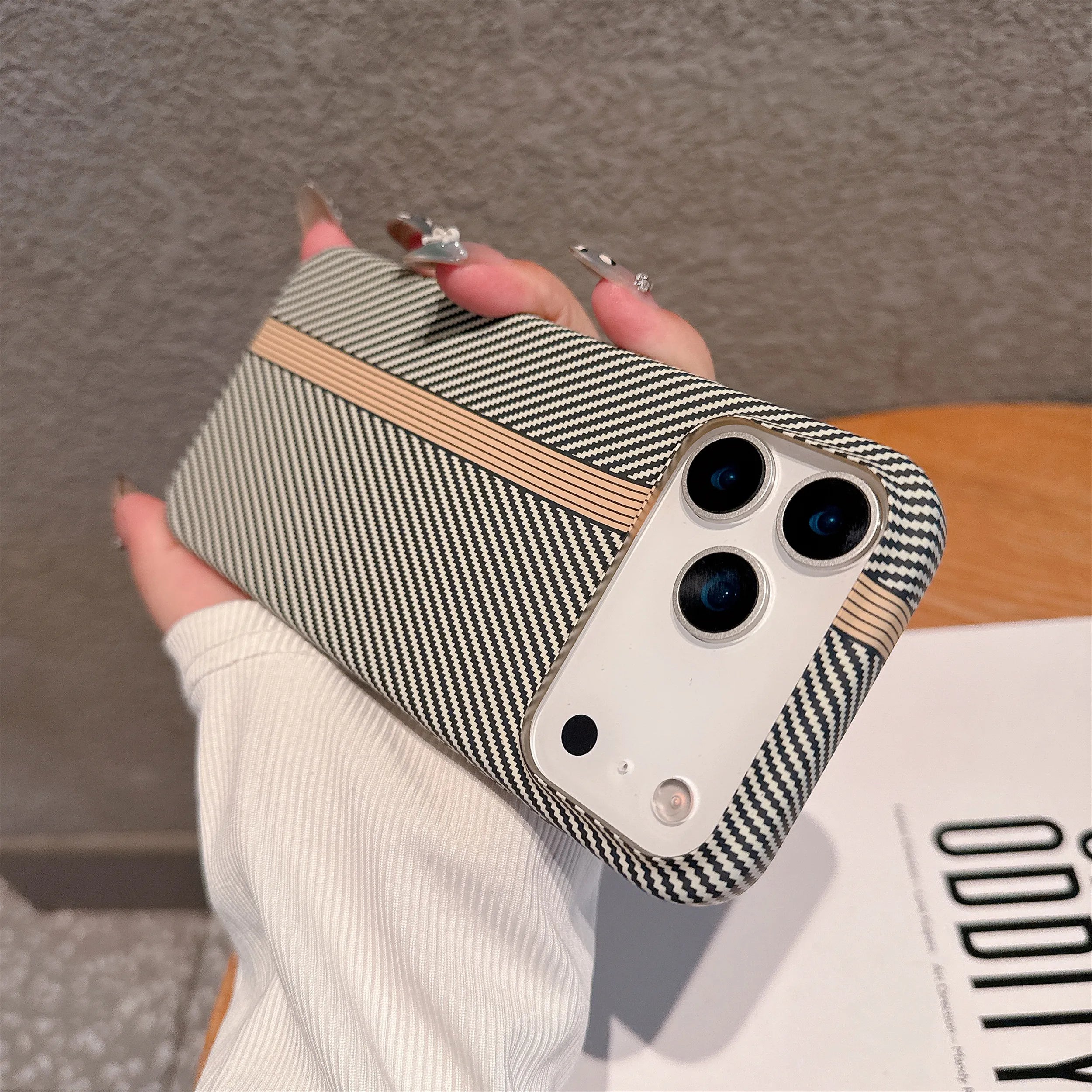 Kevlar Carbon Fiber Stripe Texture Hard PC case for iPhone