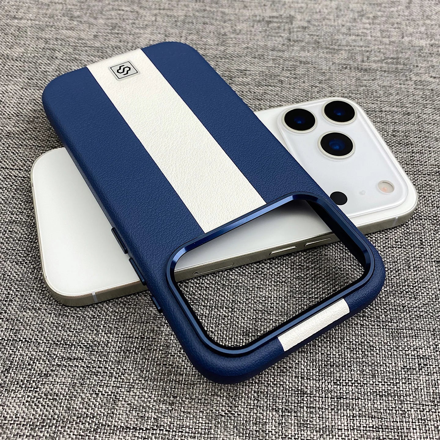 Magnetic Splicing Lychee Pattern Leather Case for iPhone Built-in Flannel Anti-skid Phone Cover