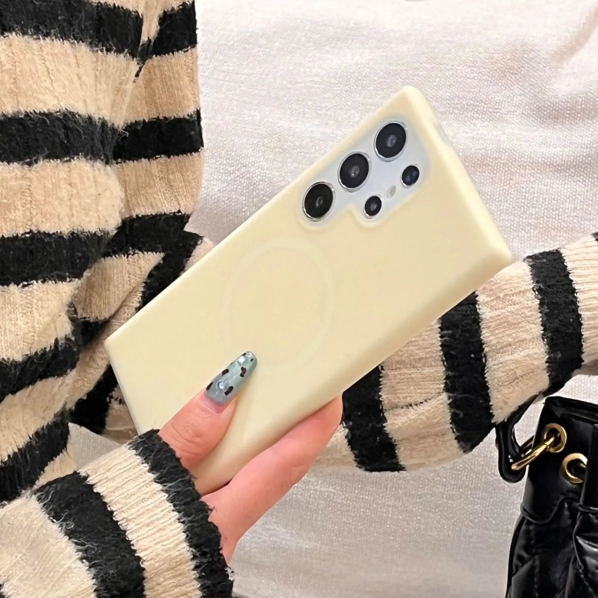 Luxury and fashionable jelly liquid silicone suitable for Samsung