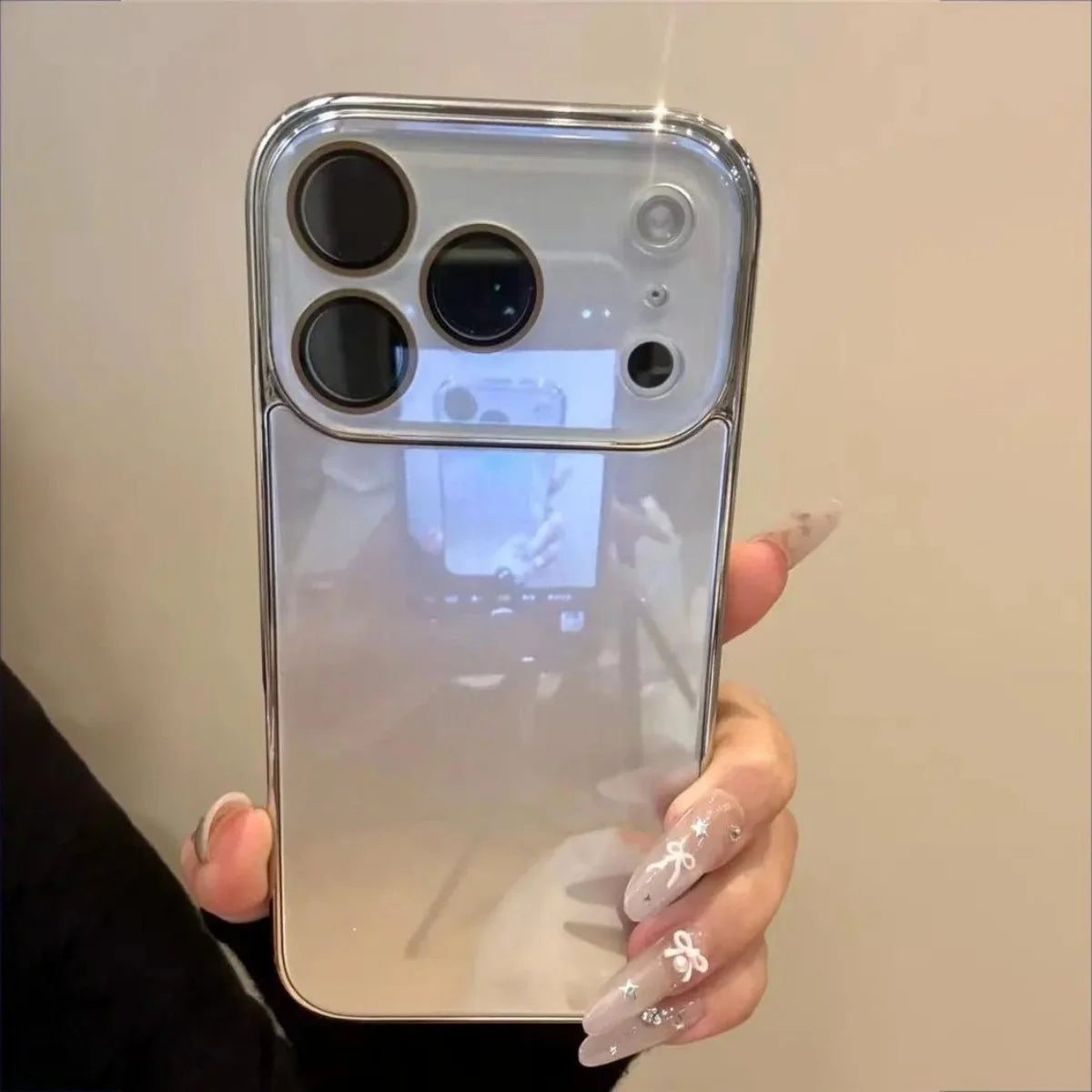 2026 NEW Emerald Electroplated Glass iPhone Case