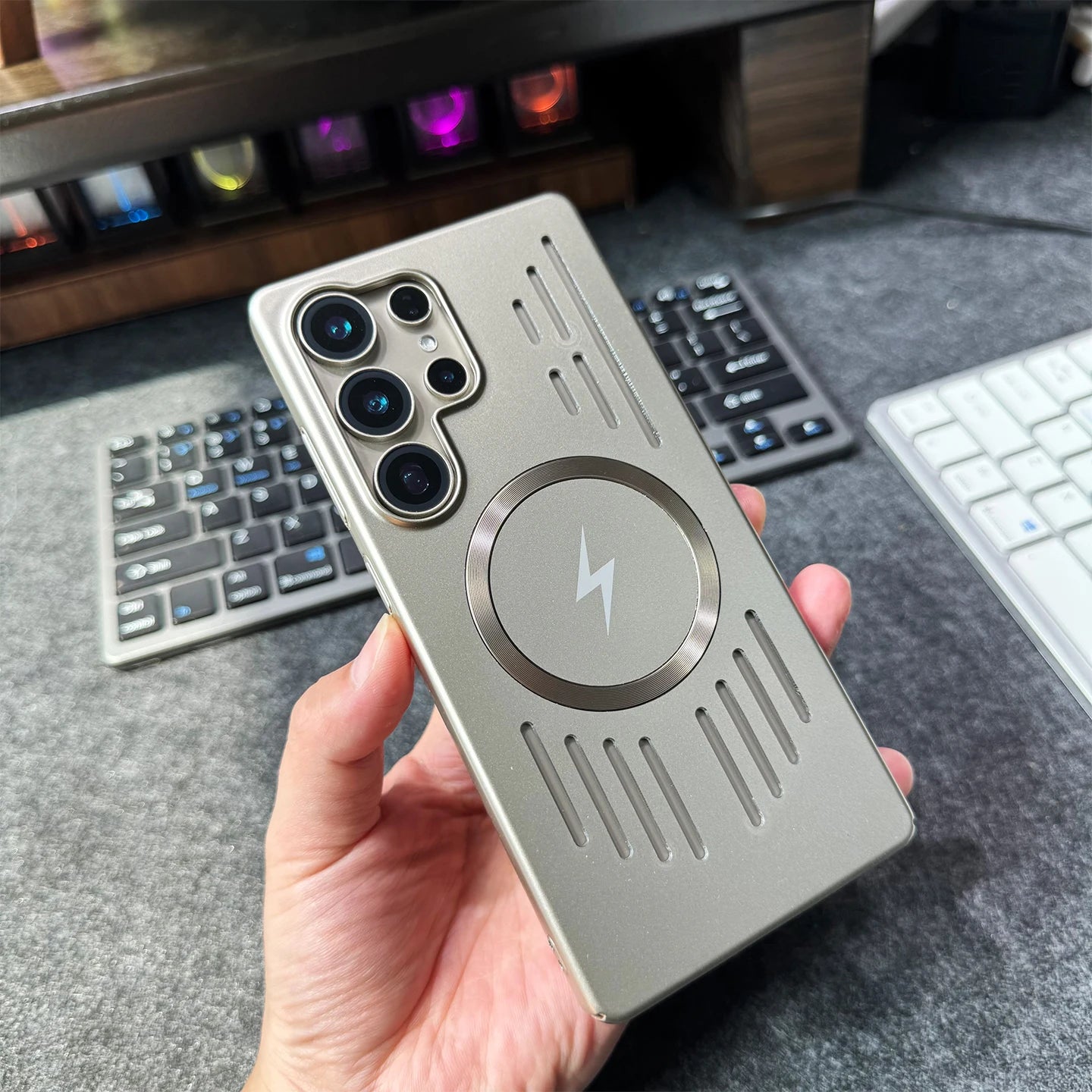 Paint Hard Heat Dissipation Cooling Hollow Case For Samsung