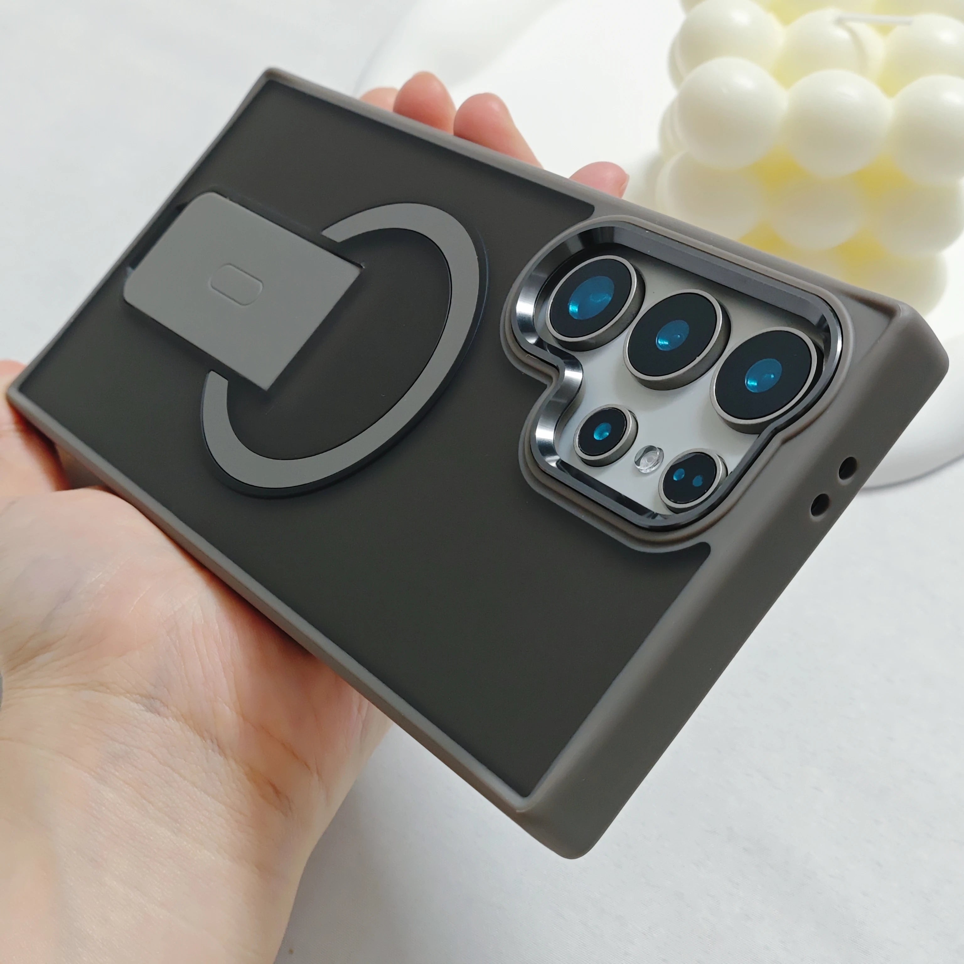 Invisible Kickstand Magnetic Case for Samsung