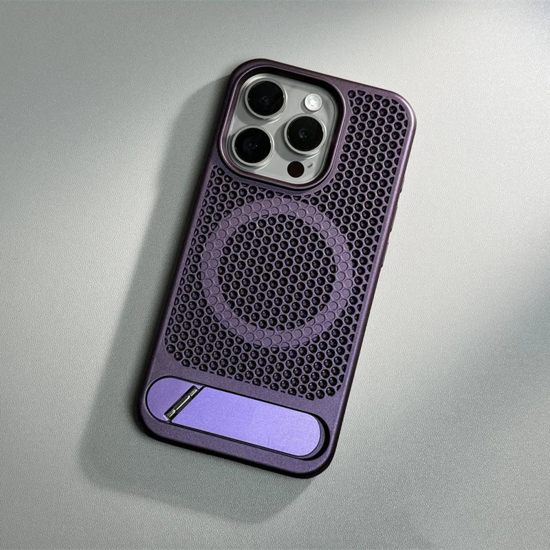 Honeycomb Mesh Cooling MagSafe Phone Case For iPhone