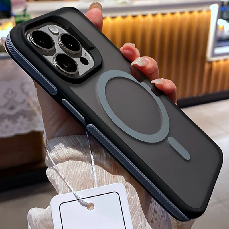 2025 new semi transparent shockproof dual tone matte matte magnetic charging phone case suitable for iPhone