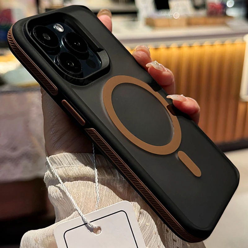 2025 new semi transparent shockproof dual tone matte matte magnetic charging phone case suitable for iPhone