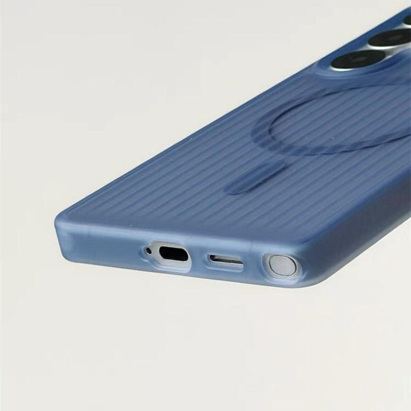 Corrugated frosted phone case suitable for Samsung