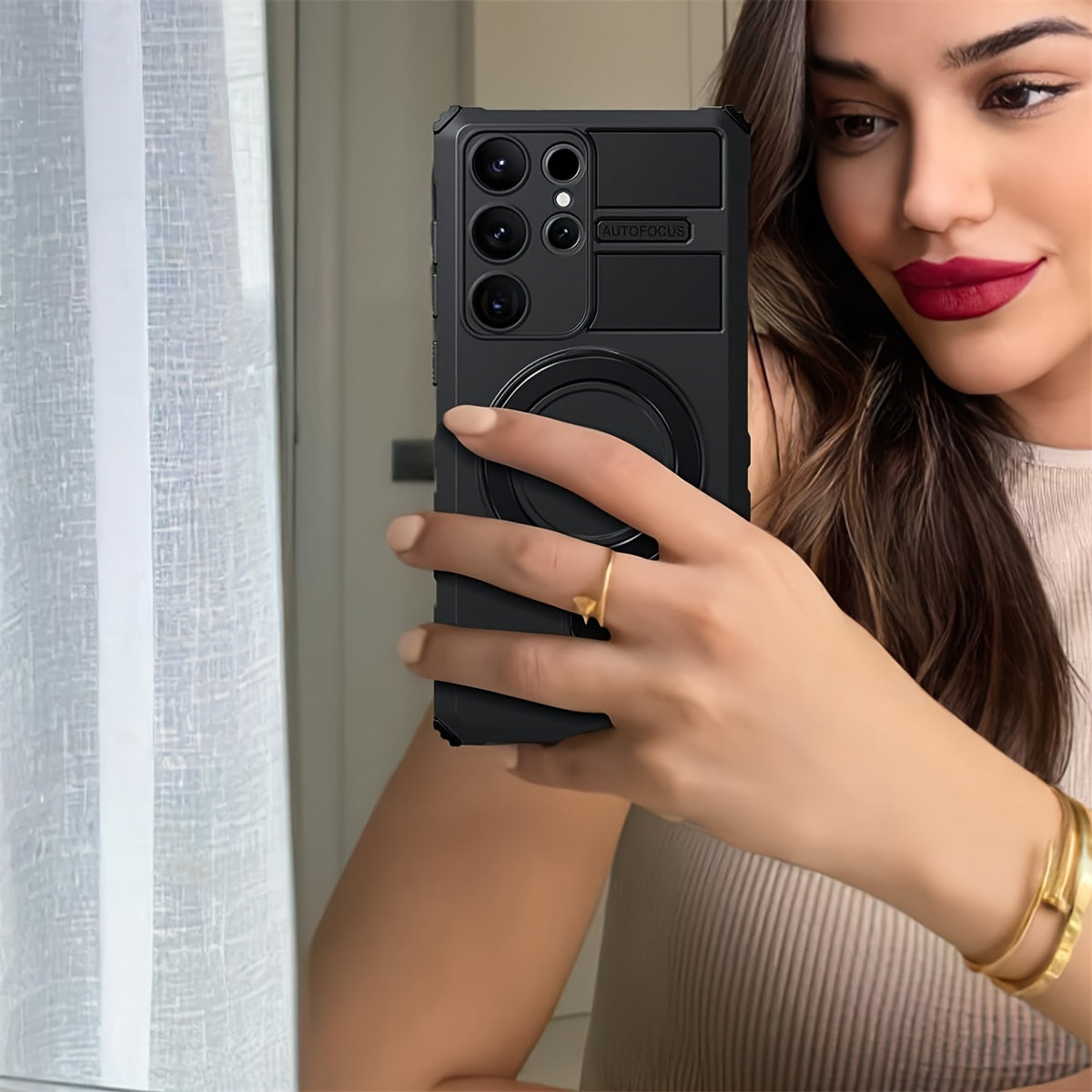 Luxury Touch Magnetic Bracket Phone Case Anti Drop and Anti Stain Tape Deformable Magnetic Ring Protective Cover Suitable for Samsung