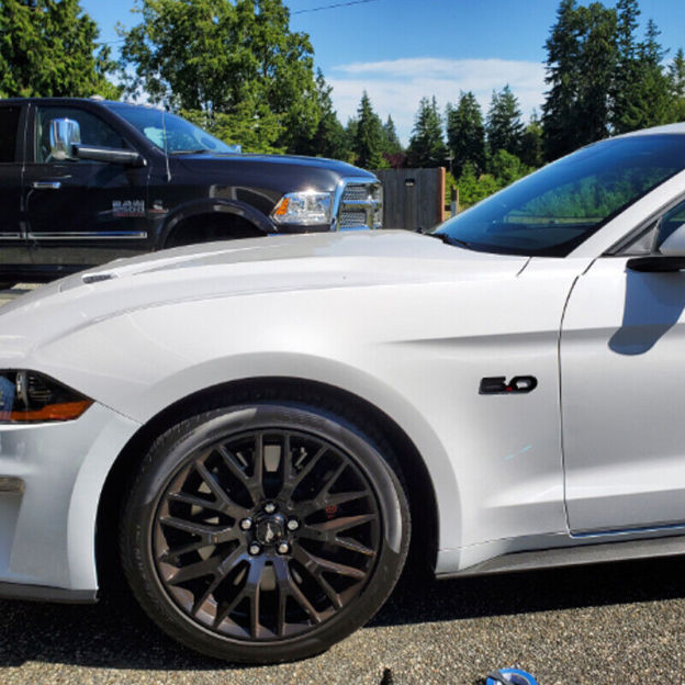 2Pcs 2015-2023 Mustang GT 5.0 Side Fender Badge ABS Matte Black Ford Nameplate 3D Sticker Decal 