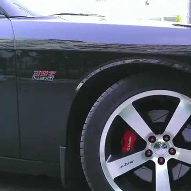 2PCS 392 HEMI SRT Charger Challenger Durango ABS Side Fender Badge 3D Decals Red Black Dodge 68086136AE