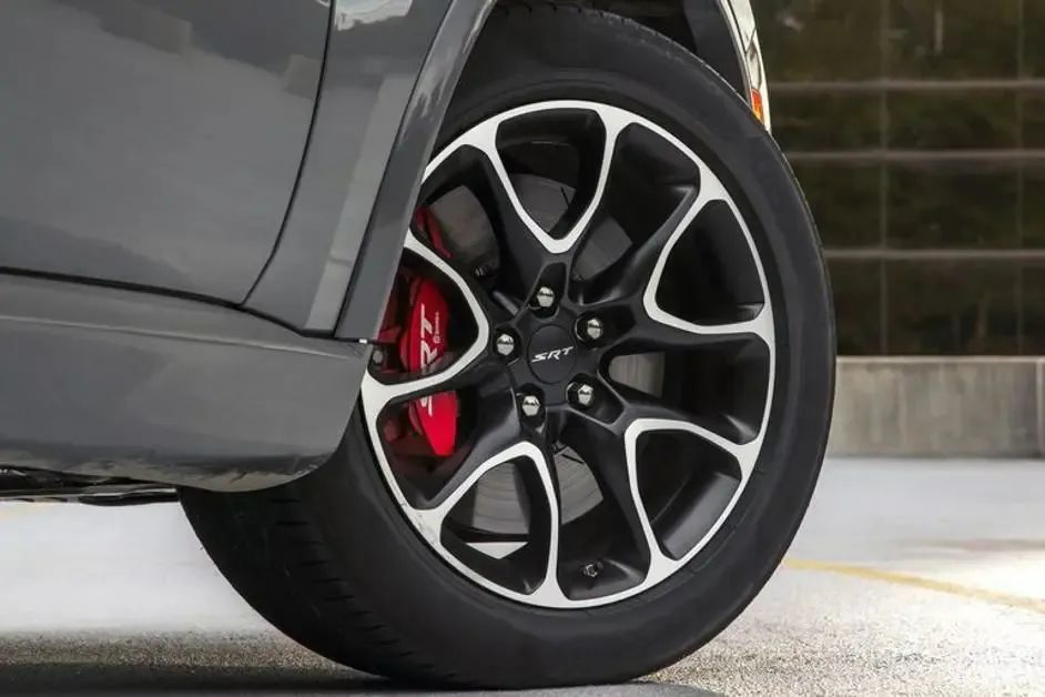 63MM Dodge Charger Challenger SRT Wheel Center Caps SRT 2011-2022 Rim Center Cover Black Red 4PCS SET 