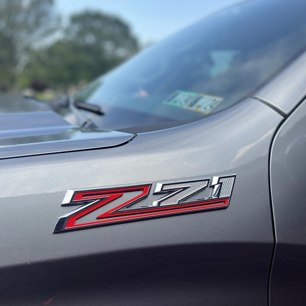 2Pcs 2019-2025 Silverado 1500 Z71 ABS Plastic Fender Side Badge Decal Chrome Red Chevrolet