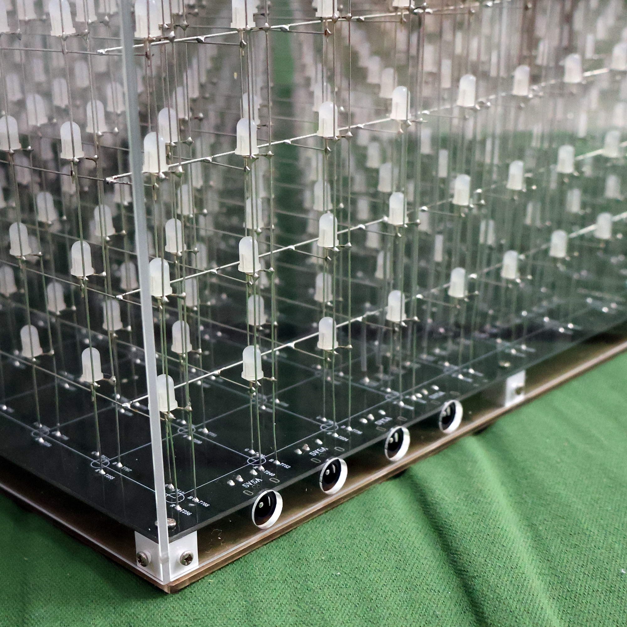 iCubeSmart 3D16RGB LED CUBE Transparent Acrylic Case, Only Suitable For iCubeSmart 3D16RGB, Size 48x48x52cm