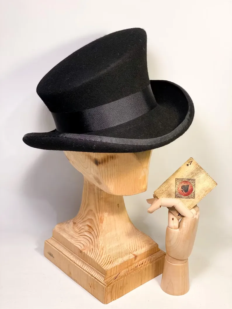 Asymmetric top hat-Black
