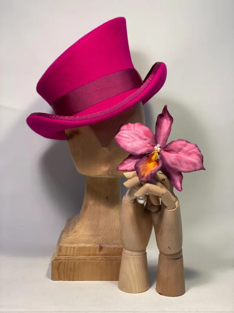 Asymmetric top hat-Rose
