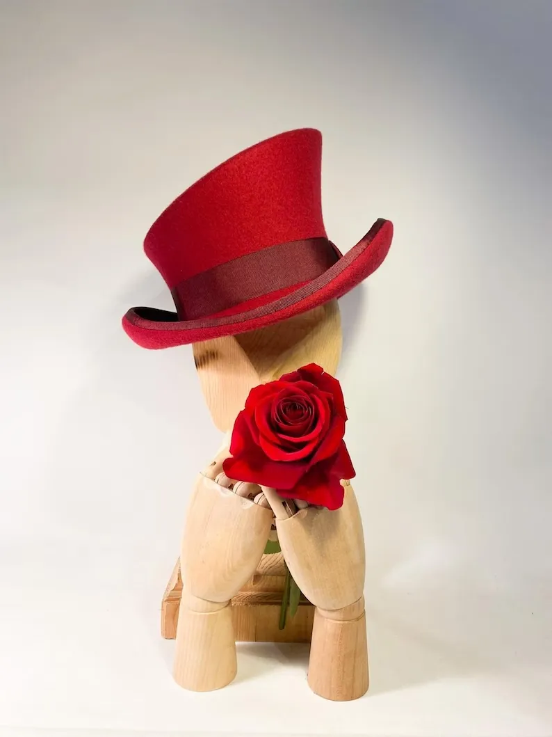 Asymmetric top hat-Red