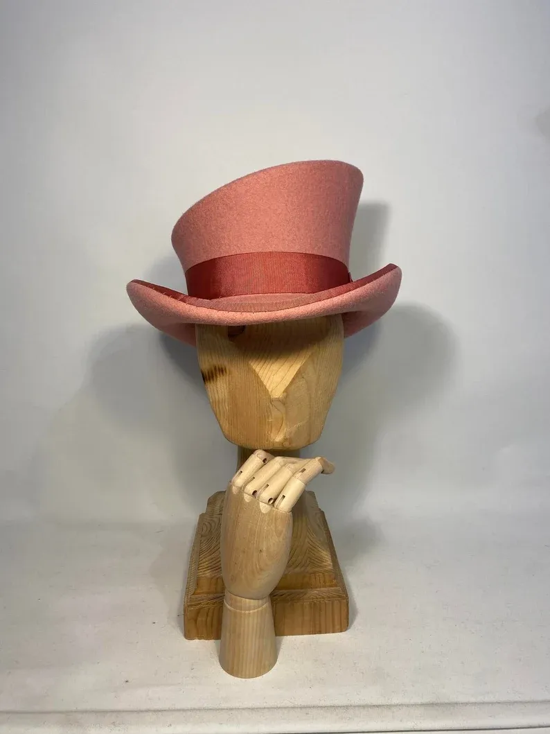Asymmetric top hat-Pink