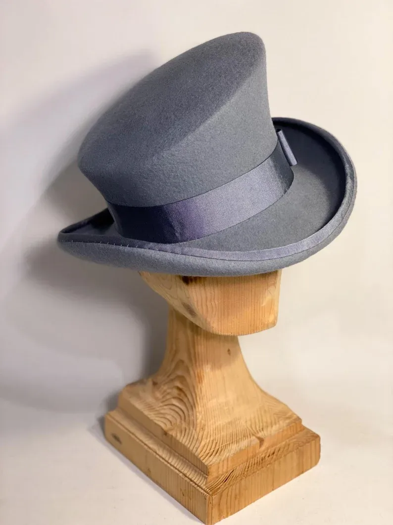 Asymmetric top hat-Grey